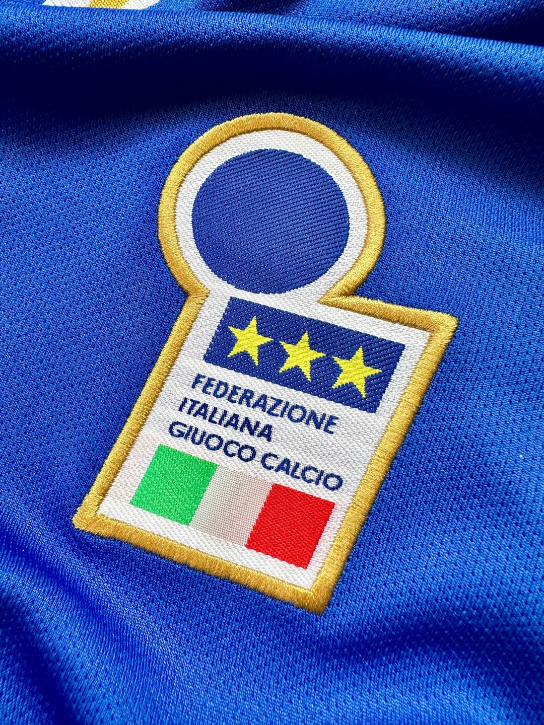 Jersey Retro Italia 1996 Local Baggio escudo