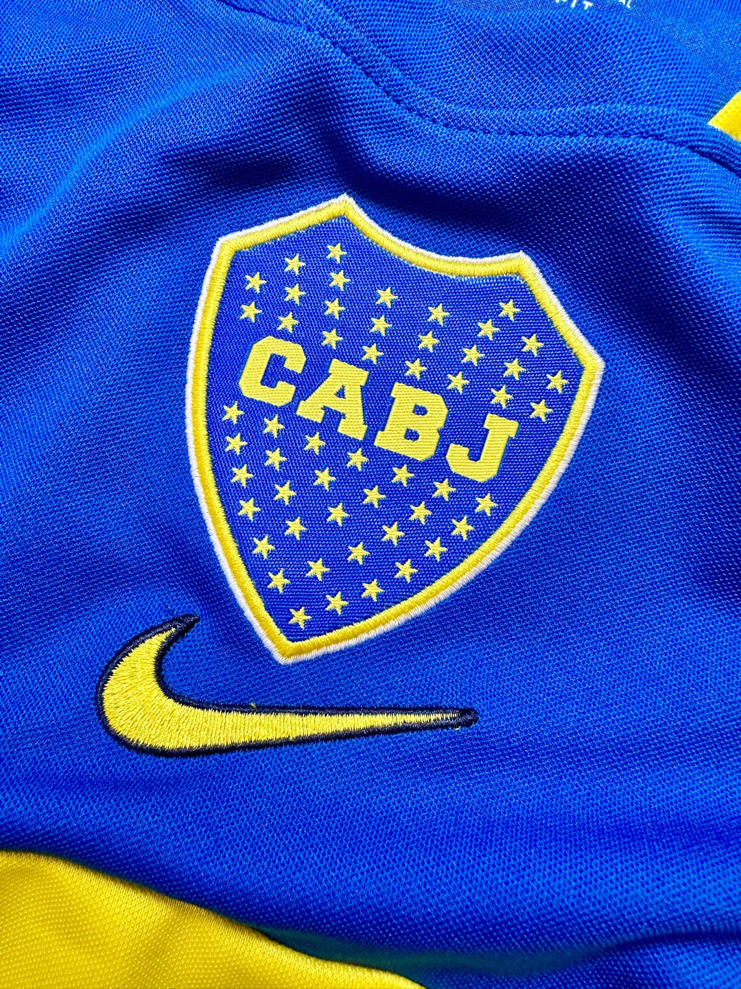 Jersey Retro Boca Juniors 2001 2002 Local escudo