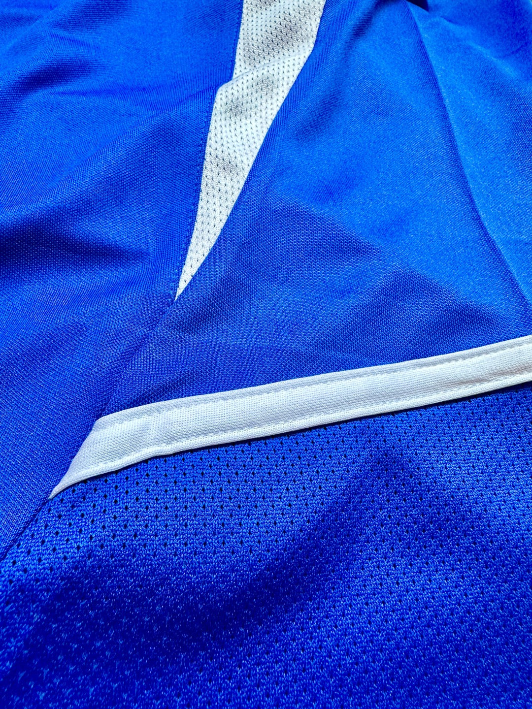 Jersey Retro Brasil 2002 Visitante Ronaldinho detalle tela