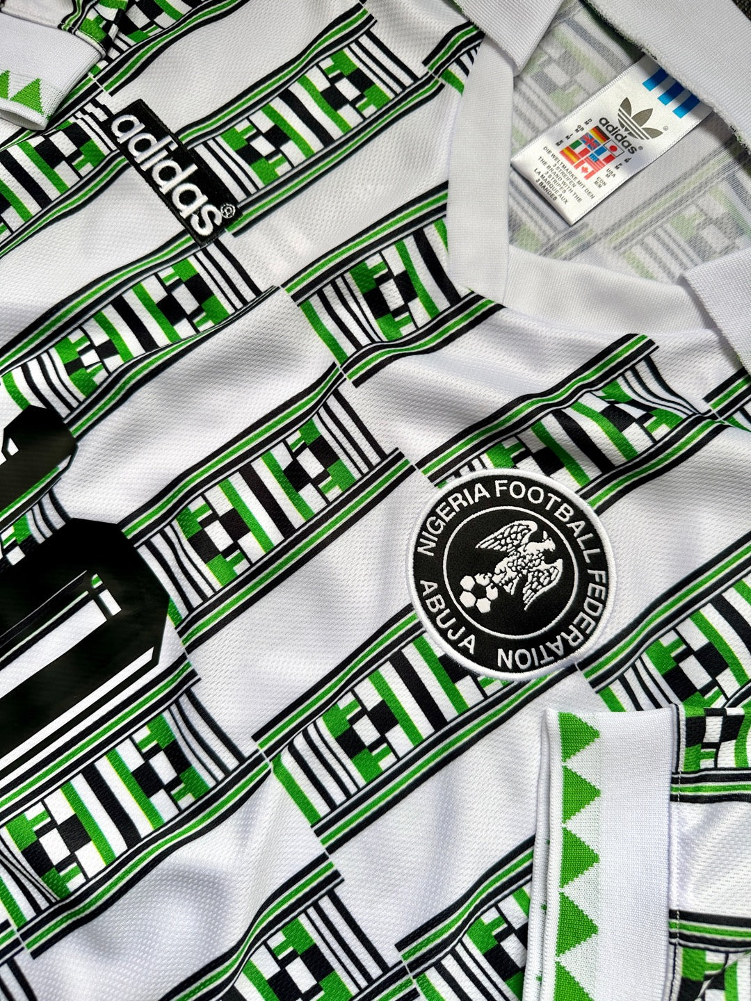 Jersey Retro Nigeria Copa Mundial USA 1994 Visita Okocha detalle