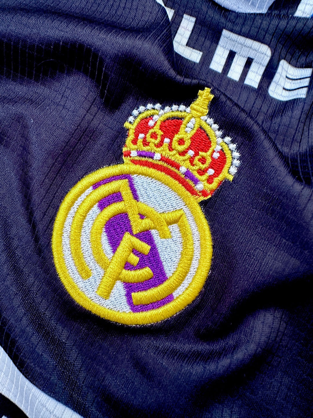 Jersey Retro Real Madrid 1997 1998 Tercero Roberto Carlos ESCUDO