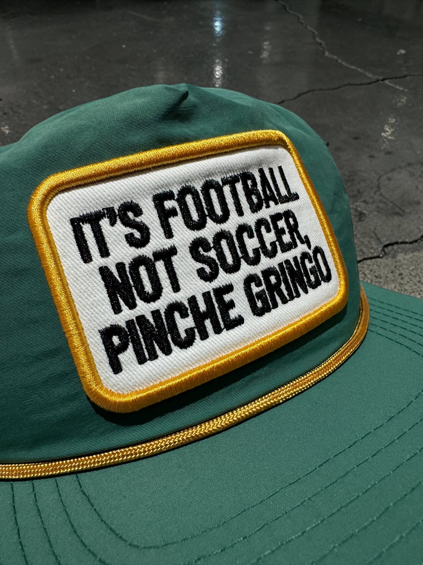 Gorra Snapback “It`s Football not Soccer”