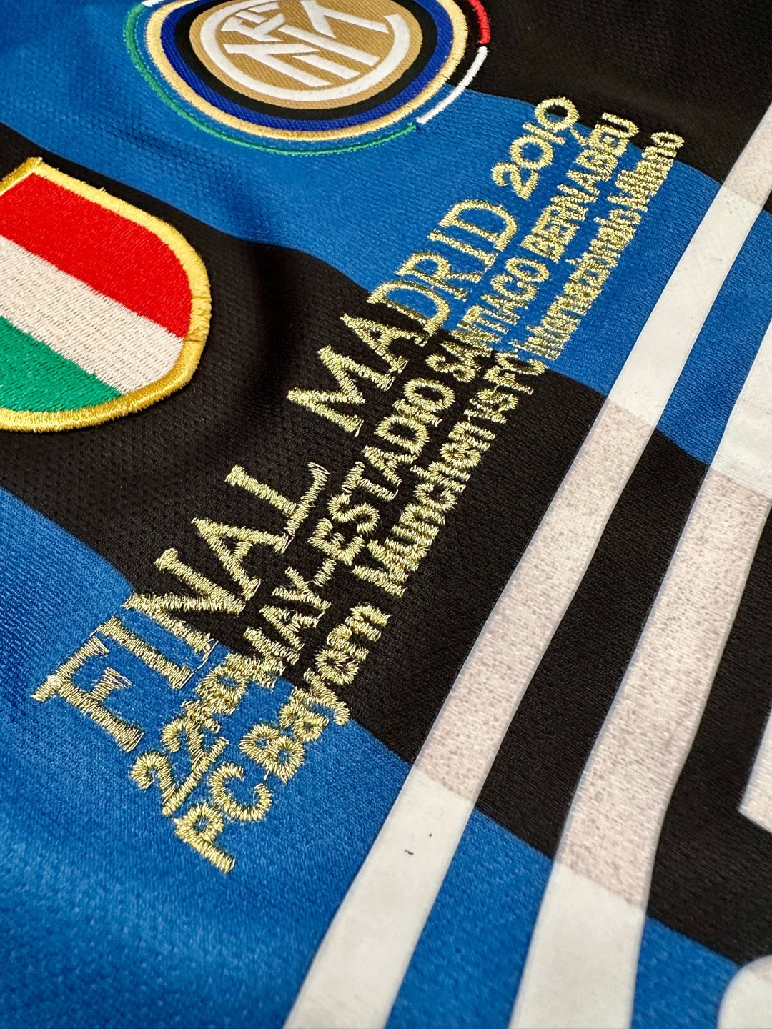 Jersey Retro Inter Milan 2010 Local Final Champions League match detail
