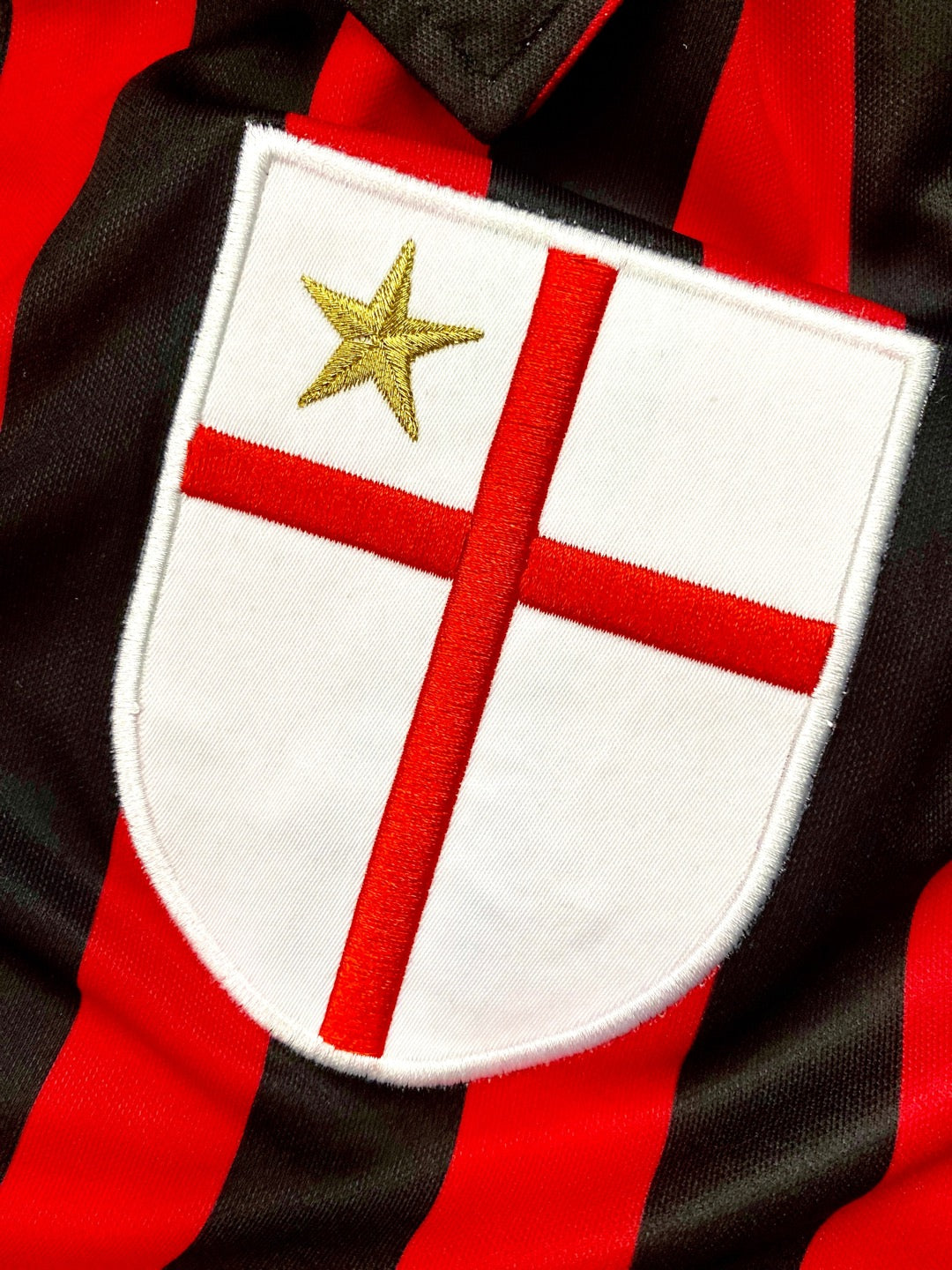 Jersey Retro Milan 1999 2000 Centenario Maldini escudo