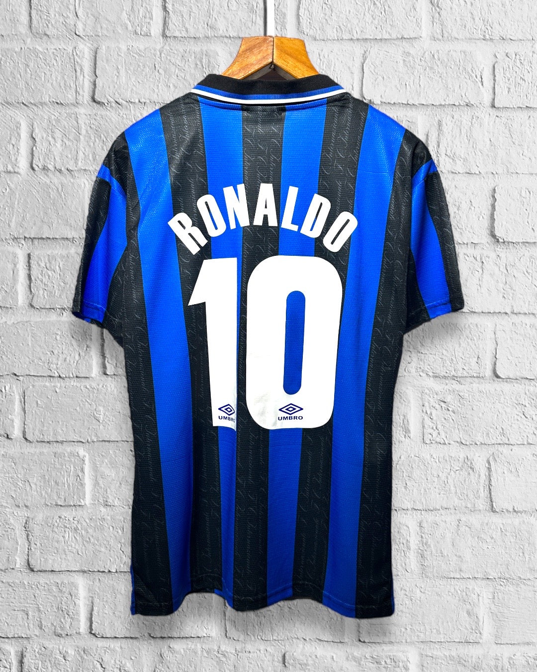 Jersey Retro Inter Milan 1997 1998 Local Ronaldo dorsal
