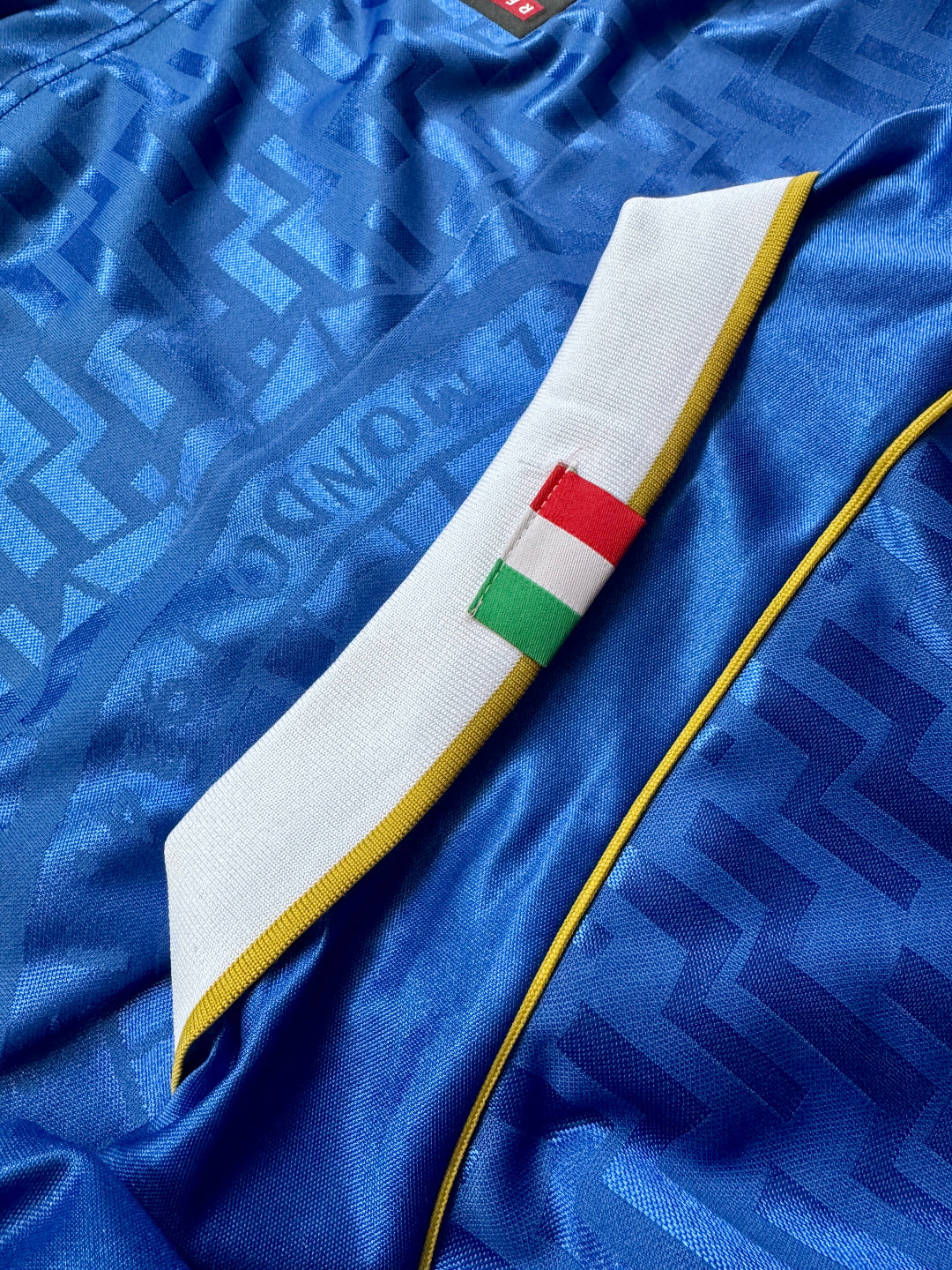 Jersey Retro Italia 1995 Local