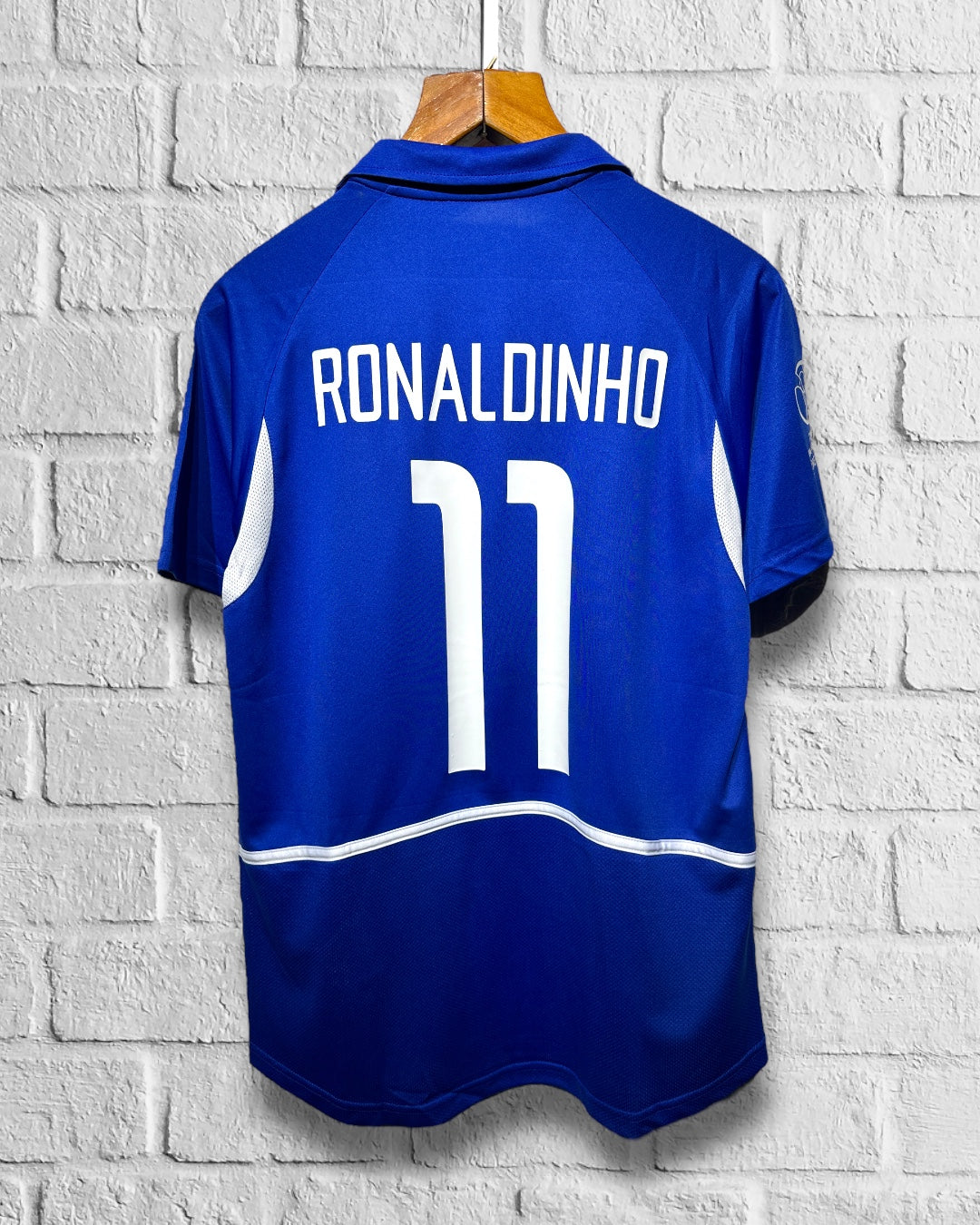 Jersey Retro Brasil 2002 Visitante Ronaldinho dorsal