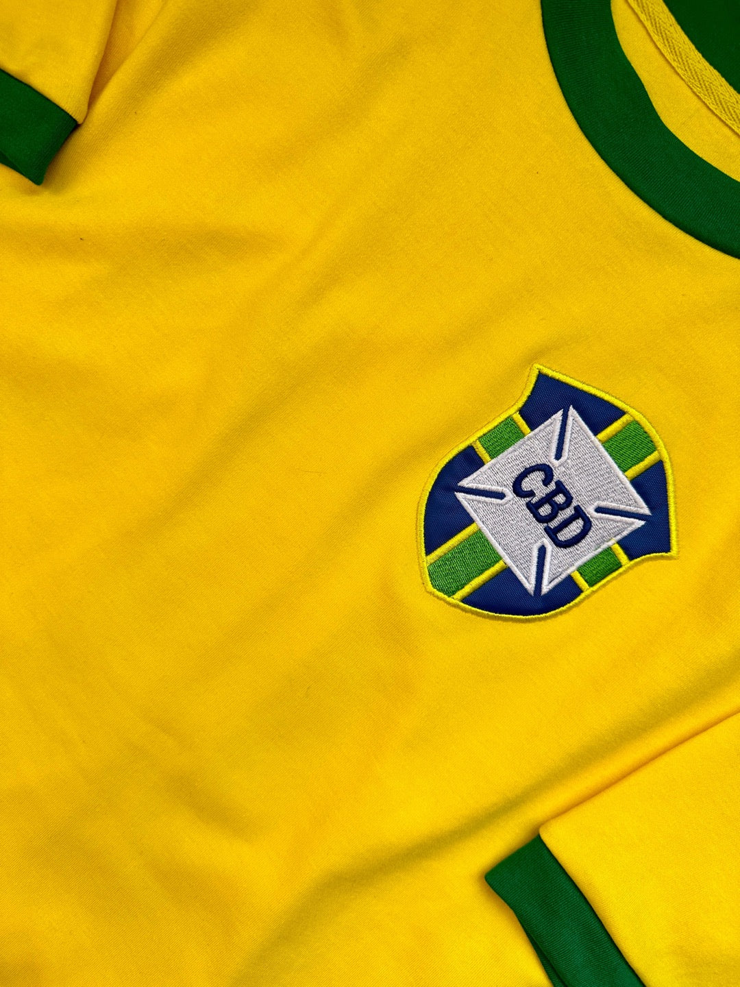 Jersey Retro Brasil 1970 Local Pelé detalle