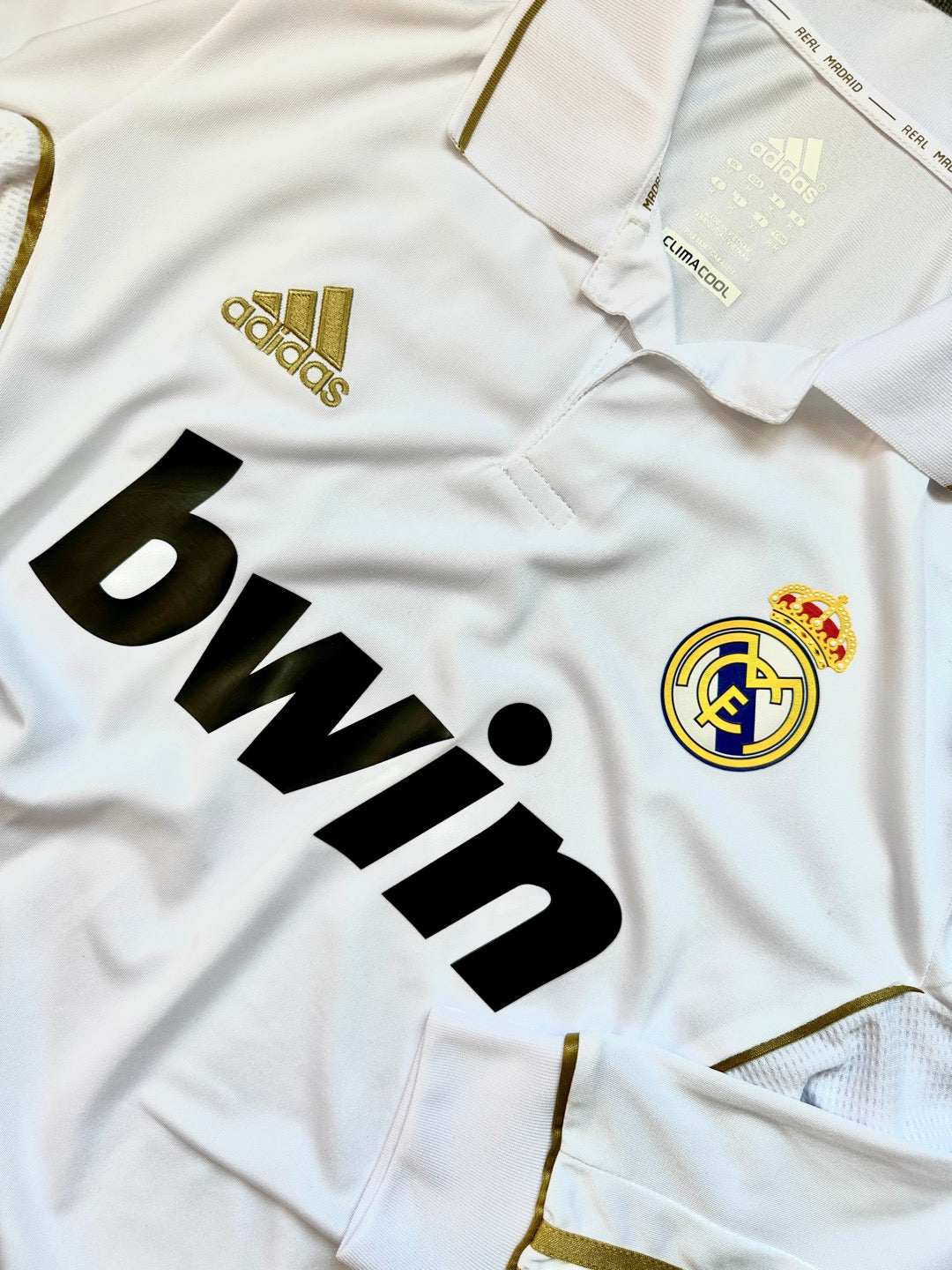 Jersey Retro Real Madrid 2011 2012 Home Manga Larga Ronaldo detalle