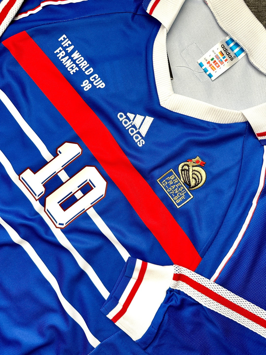 Jersey Retro Francia 1998 Local Manga Larga Zidane detalle