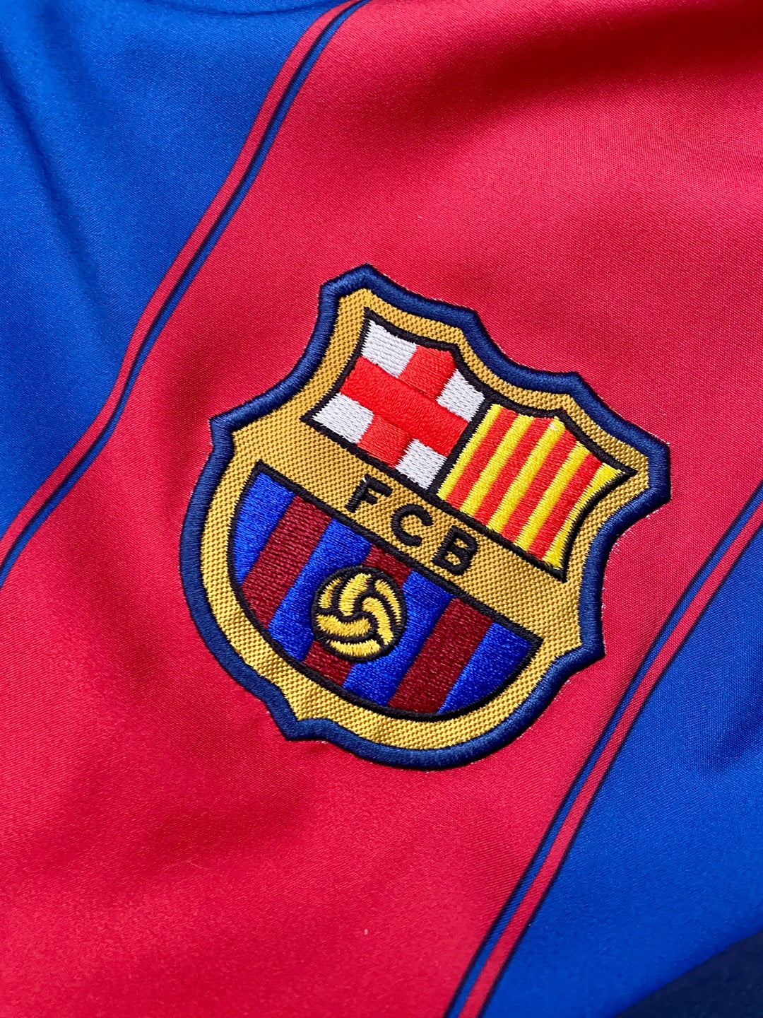 Jersey Retro Barcelona 2003 2004 Local Ronaldinho