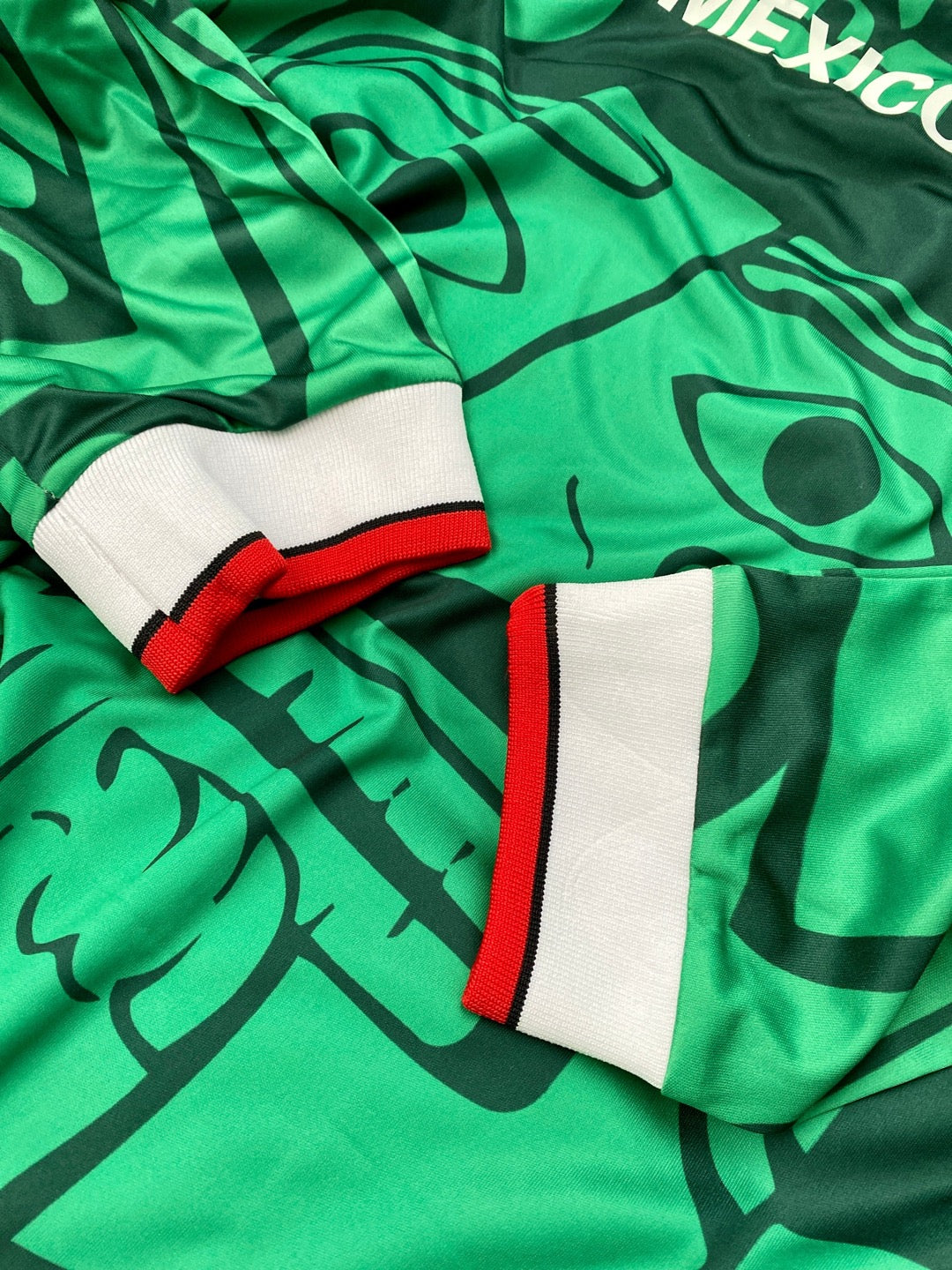Jersey Retro México 1998 Local Manga Larga puños