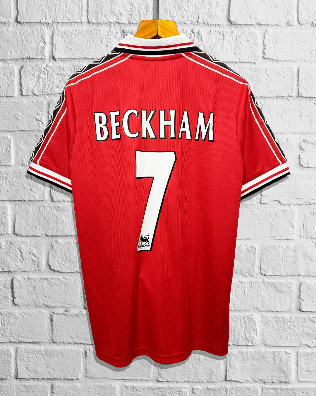 Jersey Retro Manchester United 1998 1999 Local Beckham dorsal