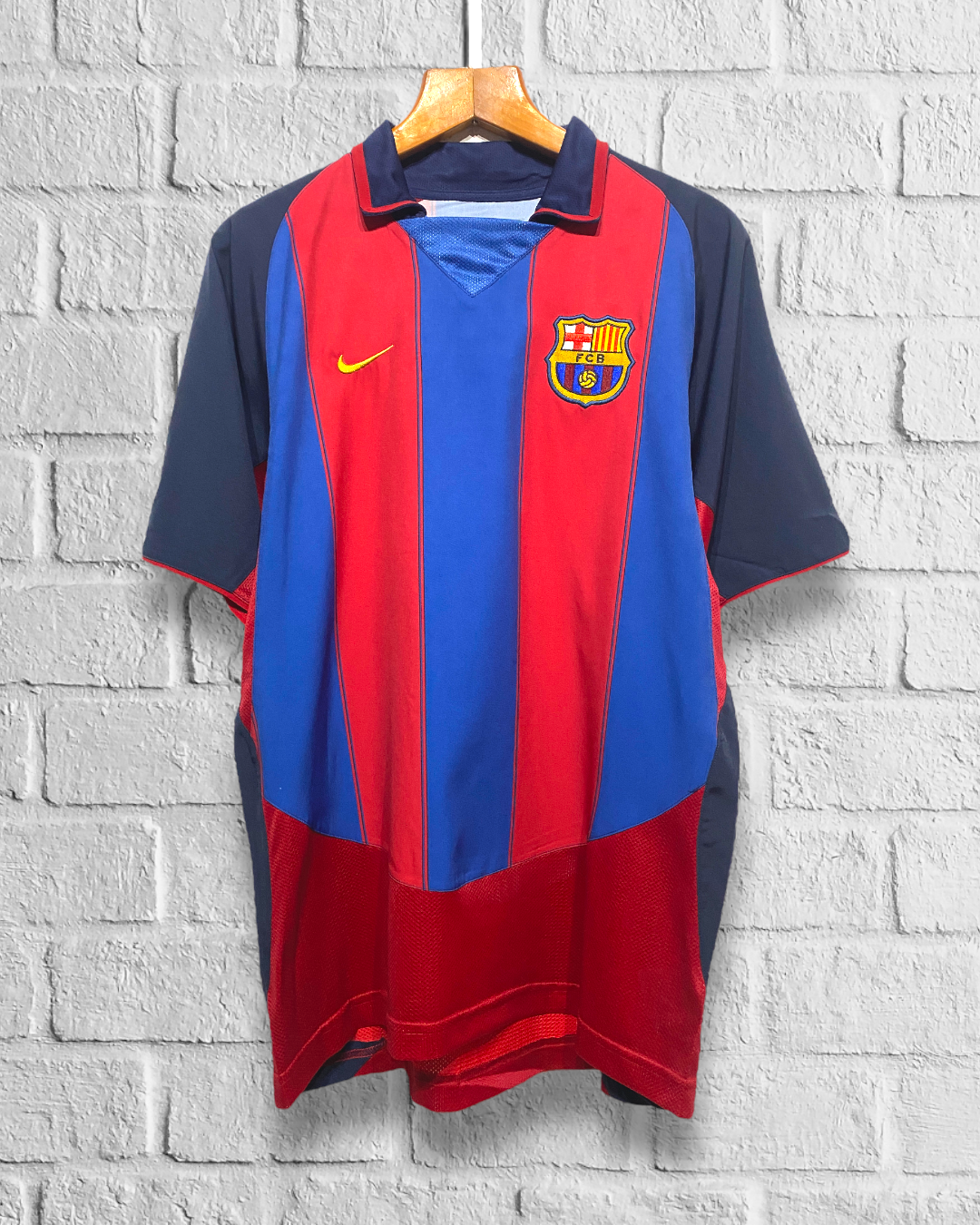 Jersey Retro Barcelona 2003 2004 Local Ronaldinho
