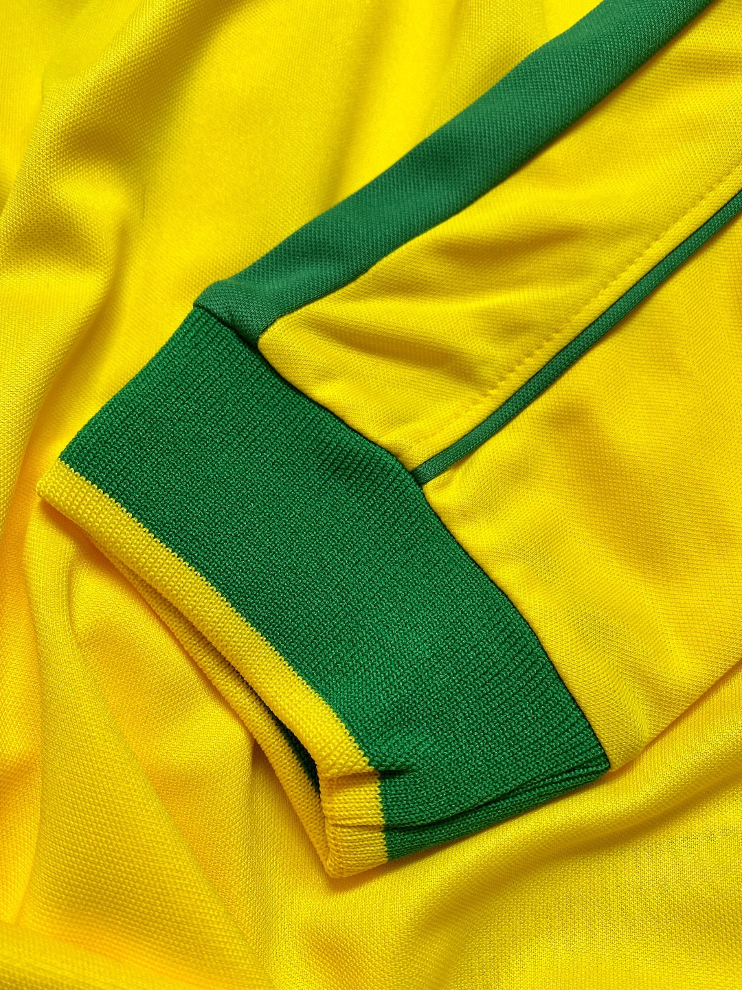 Jersey Retro Brasil 1998 Local Ronaldo Manga Larga puño