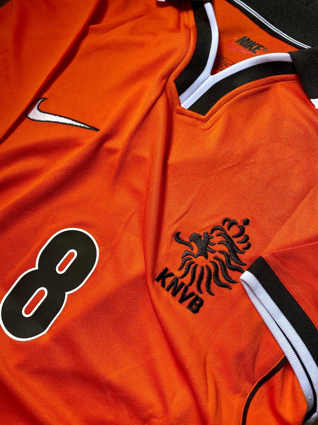 Jersey Retro Holanda 1998 Local Denis Bergkamp detalle