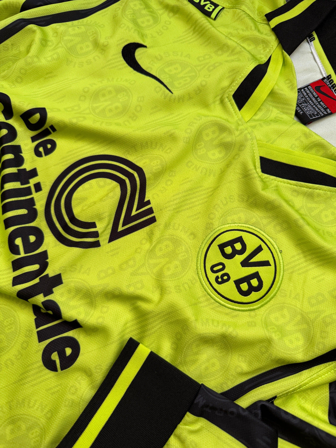 Jersey Retro Borussia Dortmund 1996 1997 Local Manga Larga