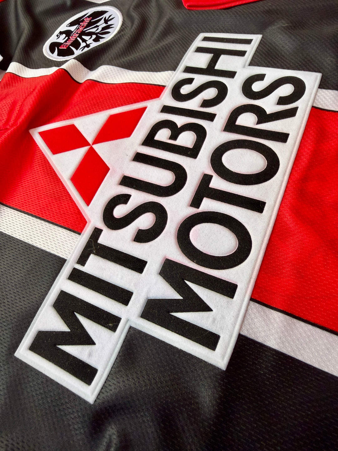 Jersey Retro Eintracht Frankfurt 1996 1997 Local Manga Larga