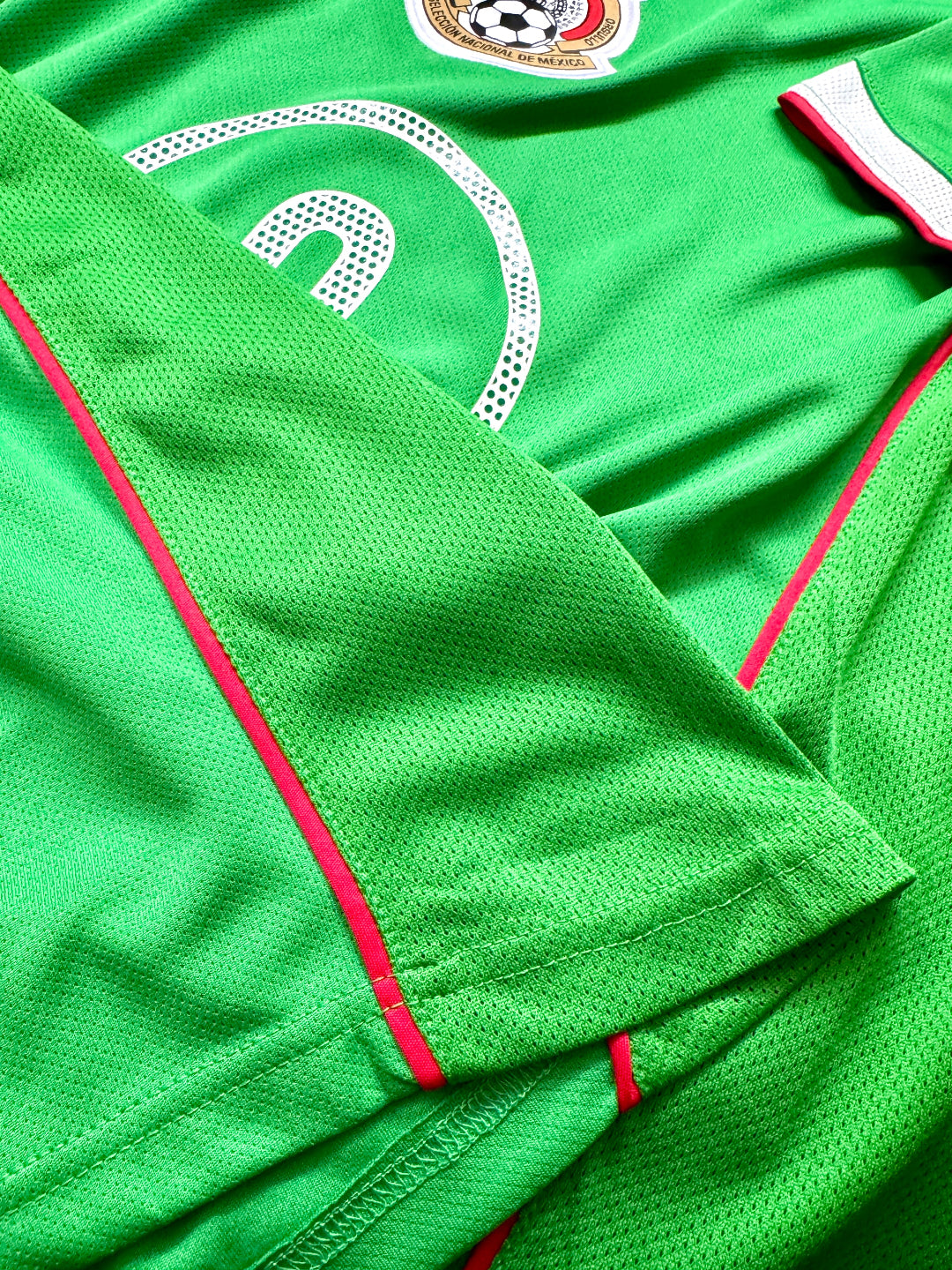 Jersey Retro México Campeón Mundial Sub 17 2005 Local Carlos Vela