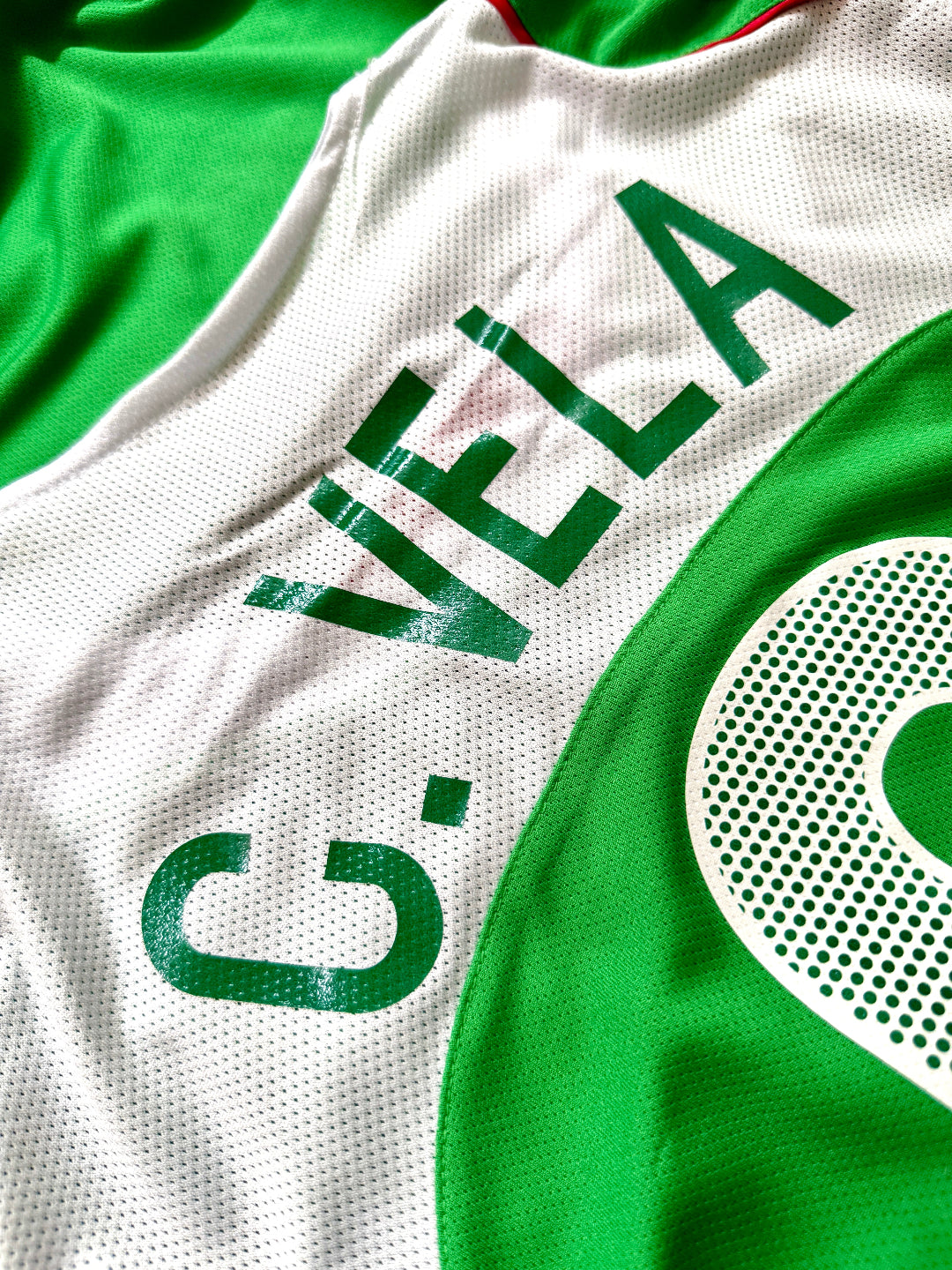Jersey Retro México Campeón Mundial Sub 17 2005 Local Carlos Vela