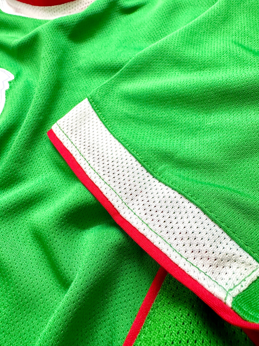 Jersey Retro México Campeón Mundial Sub 17 2005 Local Carlos Vela