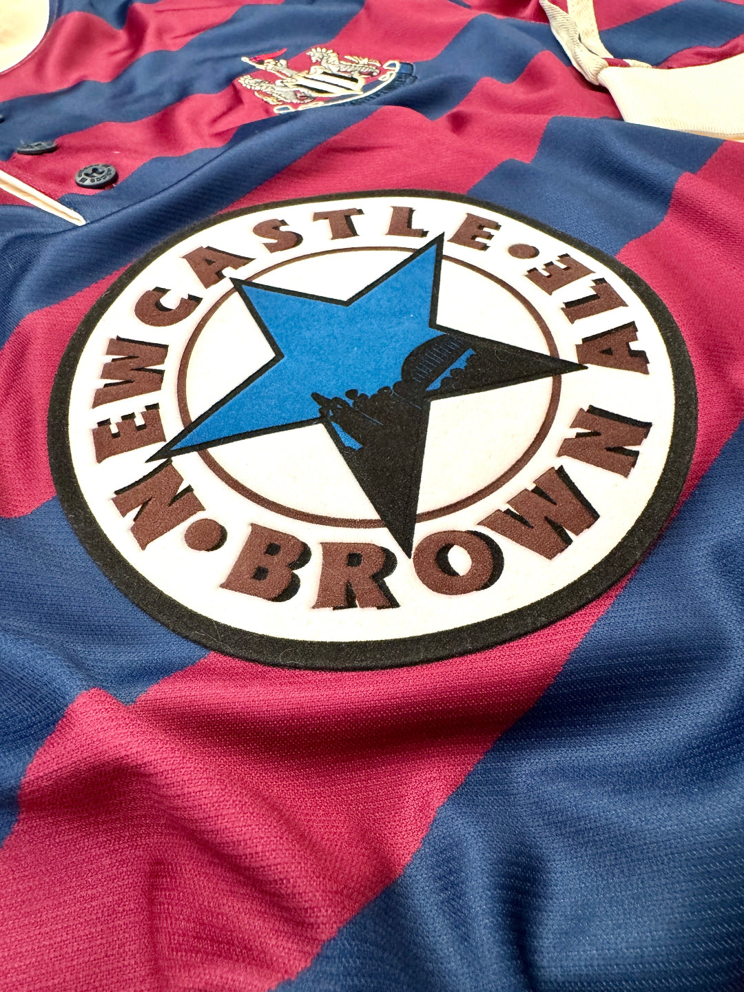 Jersey Retro Newcastle United 1995 1996 Visitante Manga Larga