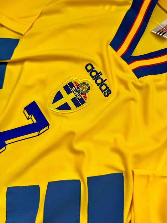 Jersey Retro Suecia Copa Mundial USA 1994 Local Larsson