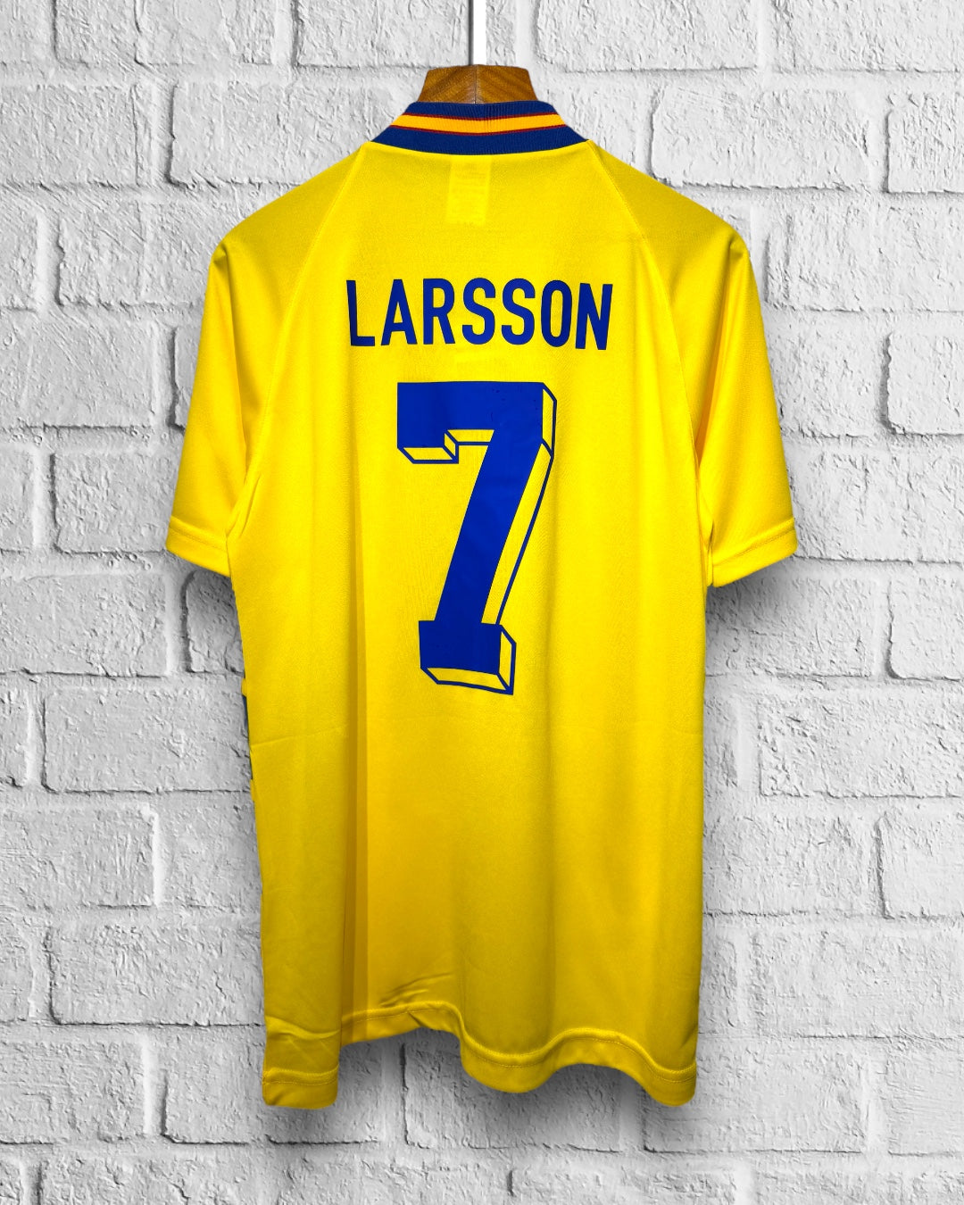 Jersey Retro Suecia Copa Mundial USA 1994 Local Larsson