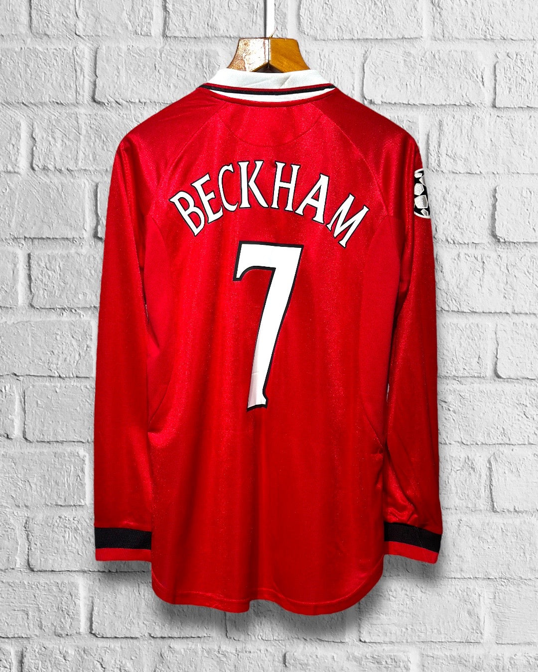 Jersey Retro Manchester United 1998 1999 Local Beckham Champions League dorsal