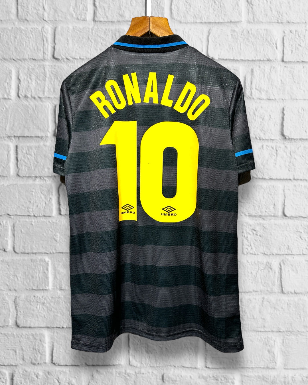 Jersey Retro Inter Milan 1997 1998 Visitante Ronaldo dorsal