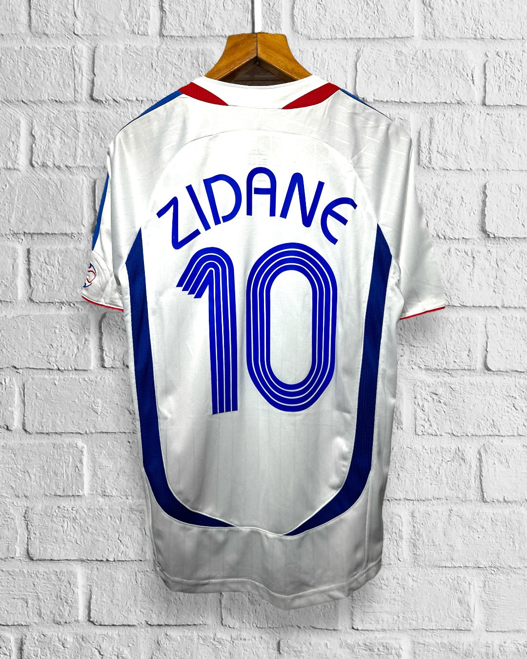 Jersey Retro Francia 2006 Local Zinedine Zidane dorsal