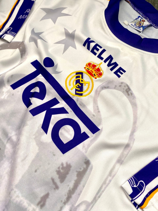 Jersey Retro Real Madrid Campeón de Europa 1998 La Septima detalle