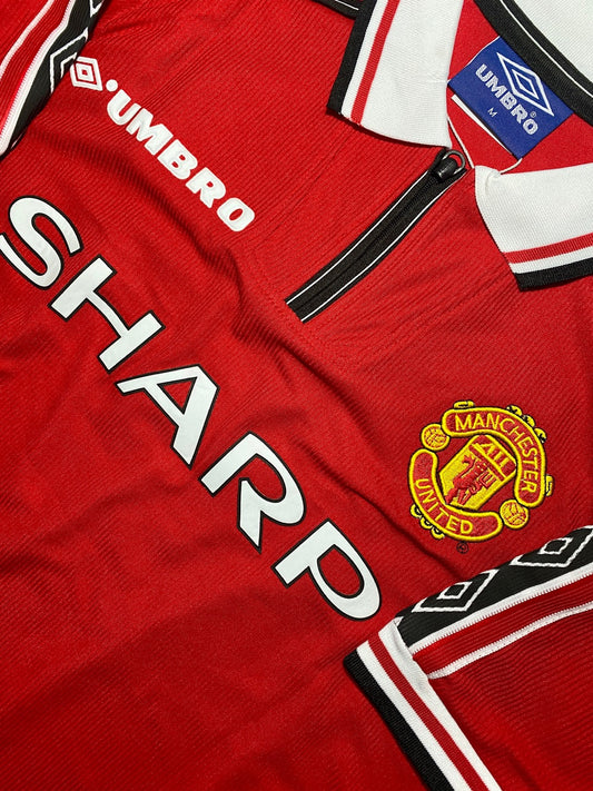 Jersey Retro Manchester United 1998 1999 Local Beckham detalle